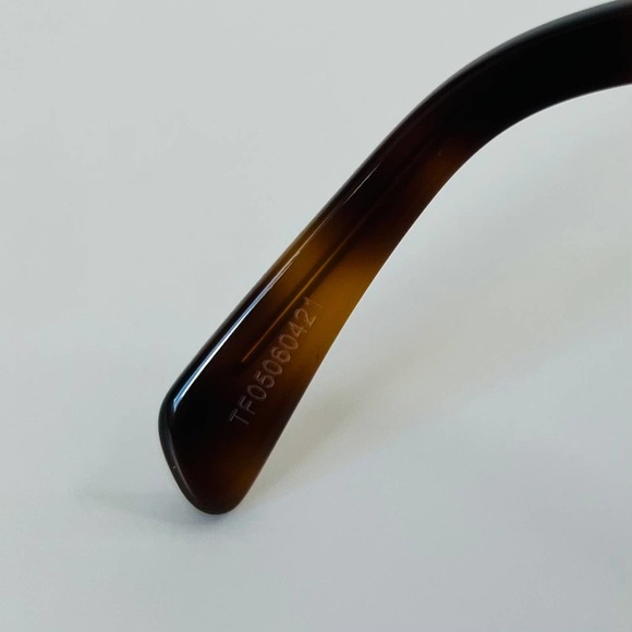 CELINE Sunglasses CL40073I 53F NEW!!! - Picture 9 of 9